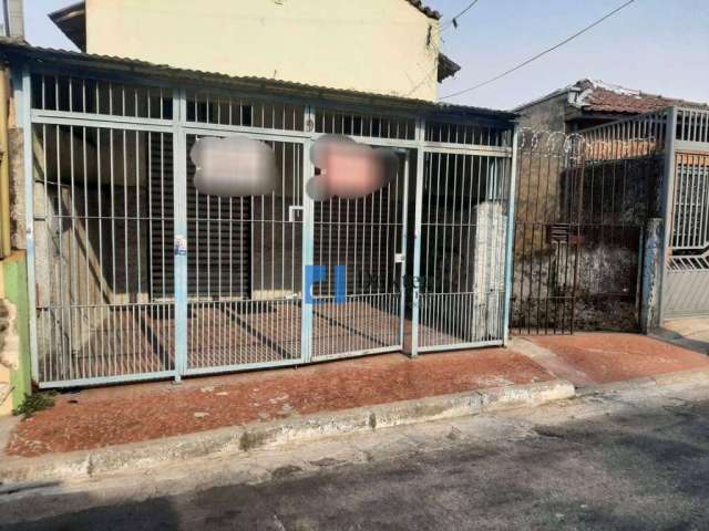 Casa antiga no Bairro do Limão com 2 dormitórios com terreno de 10 x25