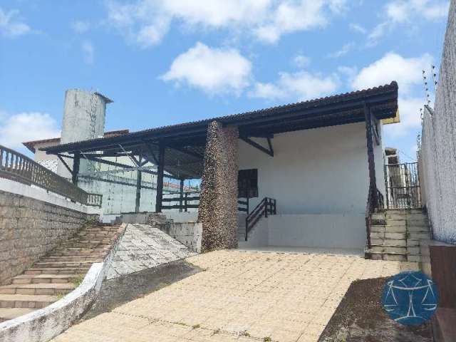 Casa com 4 quartos para alugar na ALFREDO PEGADO CORTEZ, 3768, Candelária, Natal por R$ 3.500