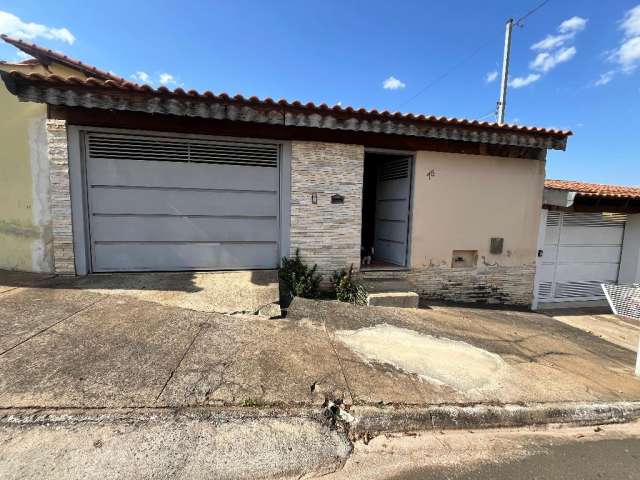 Linda Casa disponível para venda em São José da Barra!