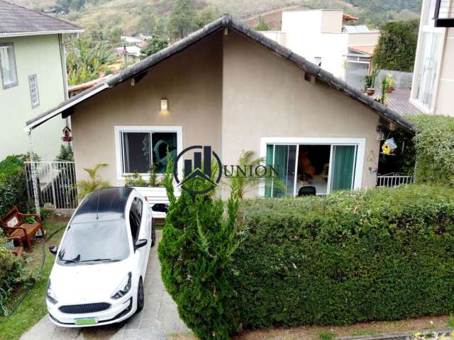 Casa no Condomínio em Vargem Grande, Teresópolis