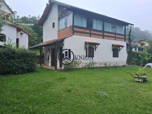 Casa à venda no bairro Carlos Guinle - Teresópolis/RJ