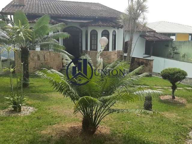 Casa à venda no bairro Fazendinha - Teresópolis/RJ