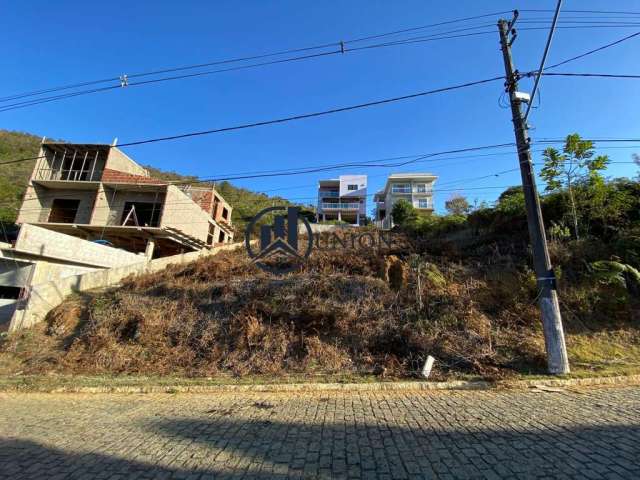 Terreno à venda no bairro Albuquerque - Teresópolis/RJ