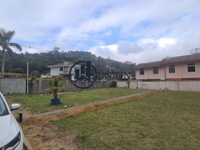 Terreno à venda no bairro Parque do Imbui - Teresópolis/RJ