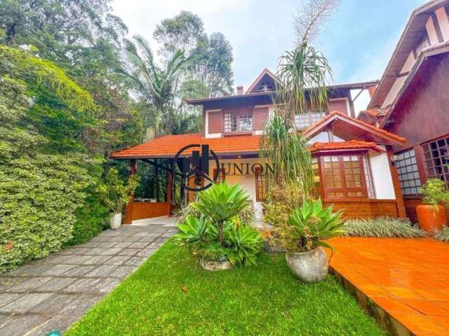 Casa à venda no bairro Granja Guarani - Teresópolis/RJ