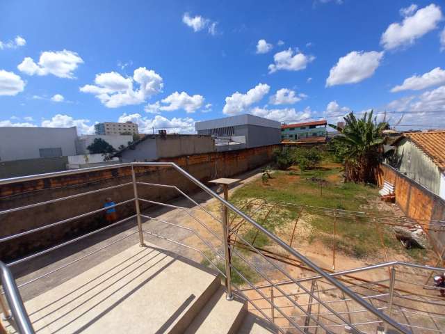 Lote Comercial e Residencial com Iptu e 2 Residências, Potencial para Investidor..Confira!