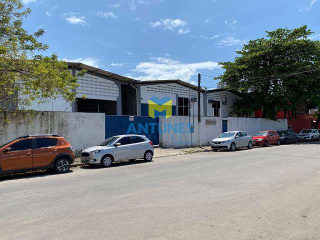 Alugue Galpão na Imbiribeira com 2.050m², próximo ao Shopping Recife