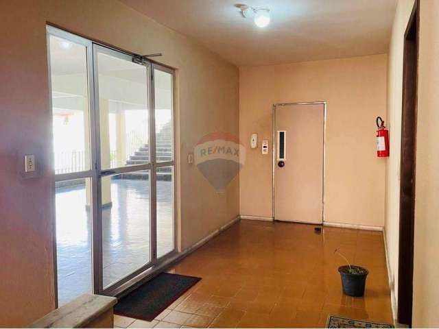 Apartamento 3 quartos com suite, elevador e garagem no São Mateus.