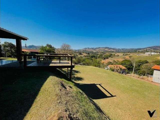 Linda Chácara a Venda em Socorro - SP