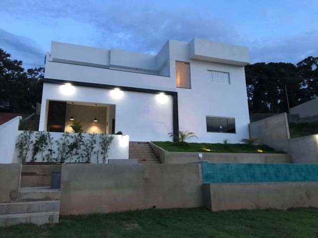 Belíssima Casa de Alto Padrão a Venda em Socorro - SP