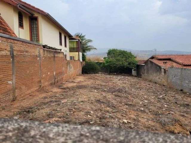 Terreno a Venda em Socorro - SP