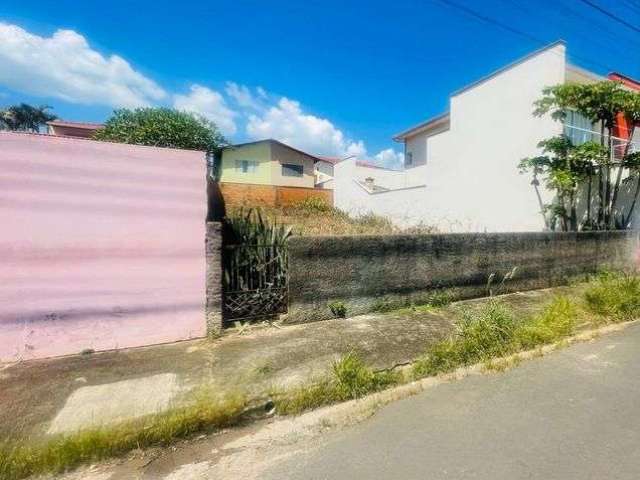 Lote a Venda no Jardim Calafiori em Socorro SP