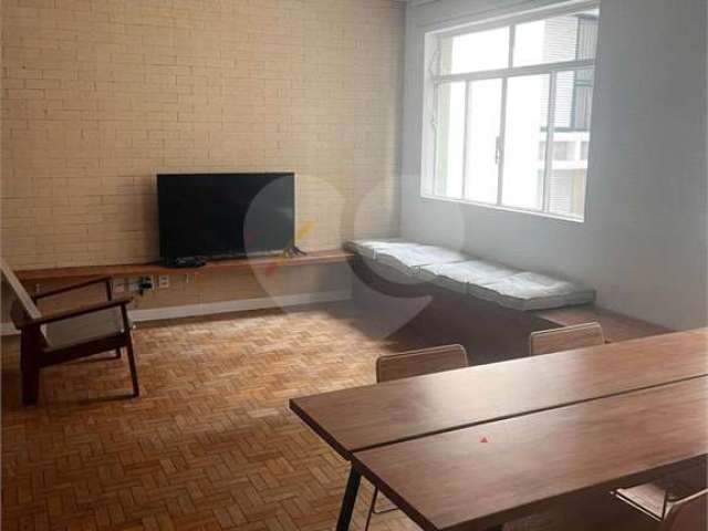 Apartamento com 3 quartos para locação em Consolação - SP