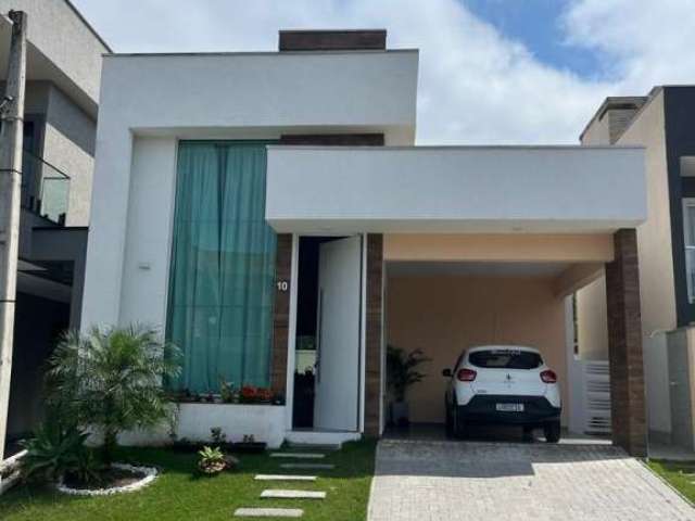 Casa a venda em guaratuba em condominio com pisicina com banheira p/6 pessoas