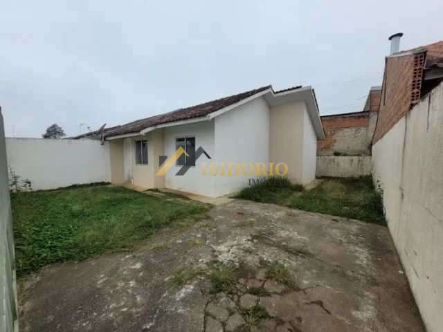 Ótima casa! 02 qtos., quintal, 03 vagas de gar., bem localizado