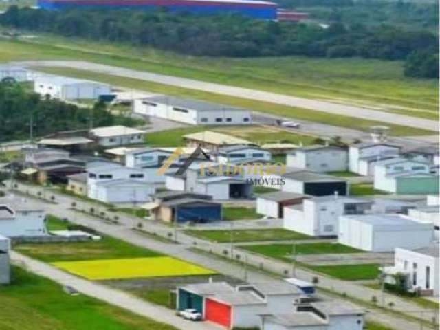 EXCELENTE TERRENO EM COND. AERONÁUTICO!!! 500m² DE ÁREA TOTAL