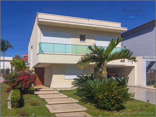 Casa com 5 Dormitórios, 257m² por R$ 2.000.000 - Bougainville - Bertioga/SP