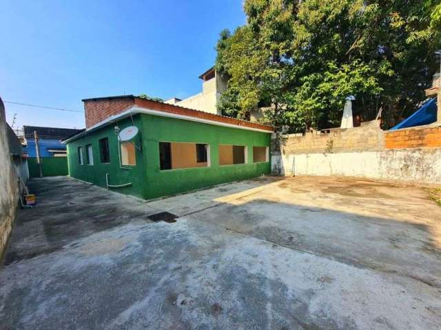 Vendo Casa Linear com quintal amplo em Nova Iguaçu