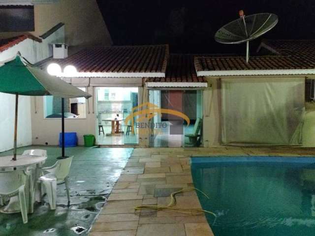 Casa térrea com piscina em Porangaba