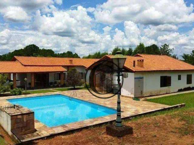 Casa com 7 quartos à venda, 450 m² por R$ 1.650.000