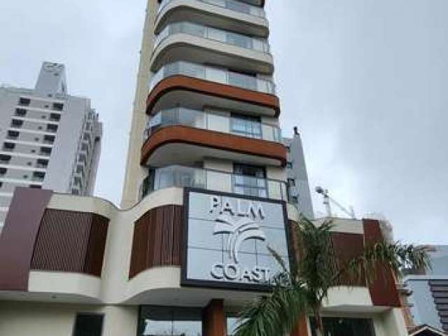 Apartamento na Praia Brava