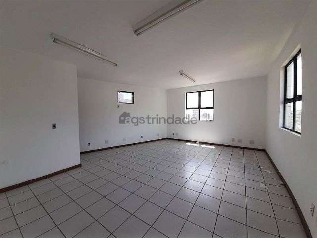 Sala comercial para alugar no São Lucas, Belo Horizonte , 41 m2 por R$ 700