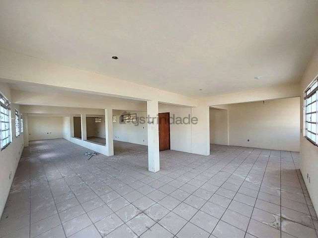 Sala comercial com 3 salas para alugar na Sagrada Família, Belo Horizonte , 300 m2 por R$ 2.300