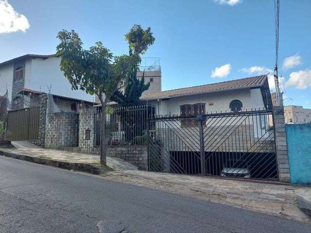 Casa com 3 quartos para alugar em Palmares, Belo Horizonte , 270 m2 por R$ 10.000