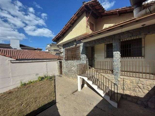 Casa com 3 quartos à venda no Ipê, Belo Horizonte , 253 m2 por R$ 750.000