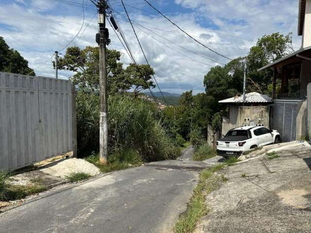 Terreno à venda no Centro, Santa Luzia  por R$ 1.200.000