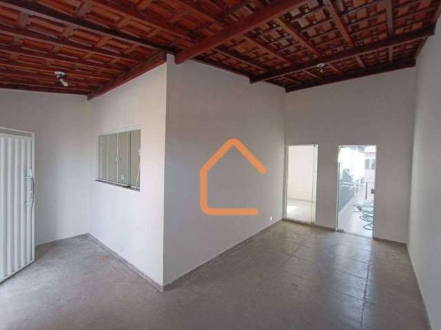 Casa com 2 dormitórios à venda, 105 m² por R$ 365.000,00 - São Carlos - Pouso Alegre/MG