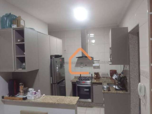 Apartamento com 2 dormitórios à venda, 72 m² por R$ 210.000 - Pão de Açúcar - Pouso Alegre/MG