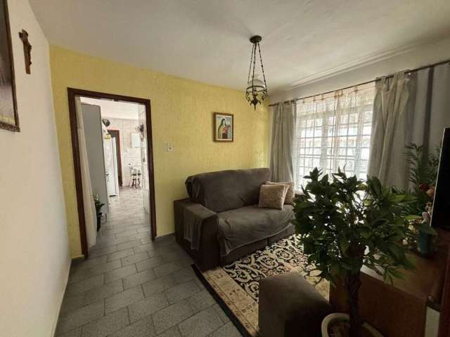 Casa com 2 dormitórios à venda, 75 m² por R$ 220.000 - São João - Pouso Alegre/MG