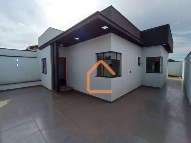 Casa com 3 dormitórios à venda, 105 m² por R$ 550.000 - Santo Expedito - Pouso Alegre/MG