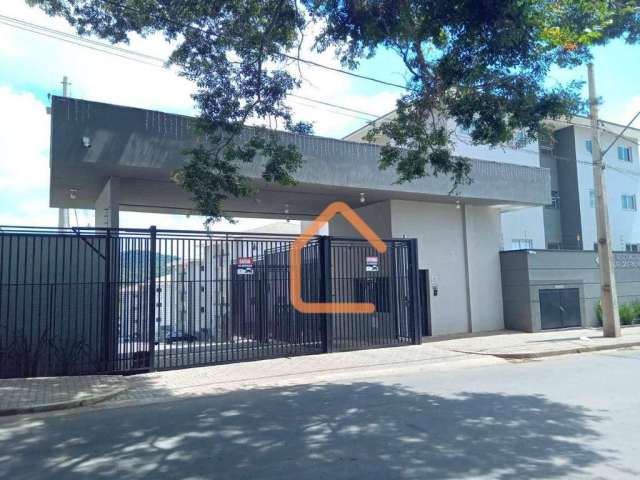 Apartamento com 2 dormitórios à venda, 49 m² por R$ 200.000 - São João - Pouso Alegre/MG