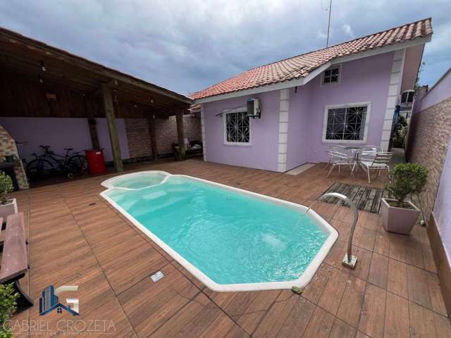 Linda casa mobiliada com piscina próxima a avenida principal bairro Lisboa