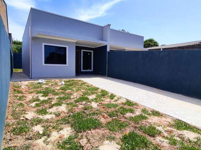 Casa com 2 quartos à venda na Rua Águia, 704, Capela Velha, Araucária, 52 m2 por R$ 395.000