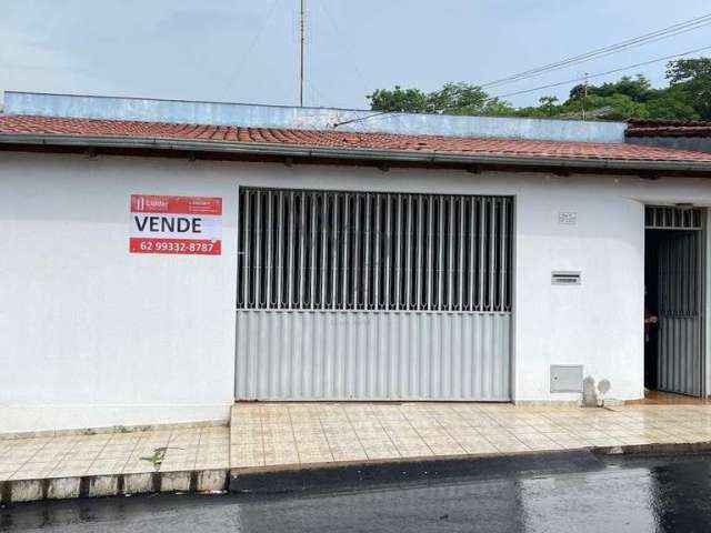 Casa em Conjunto Residencial Aruanã I - Goiânia, GO