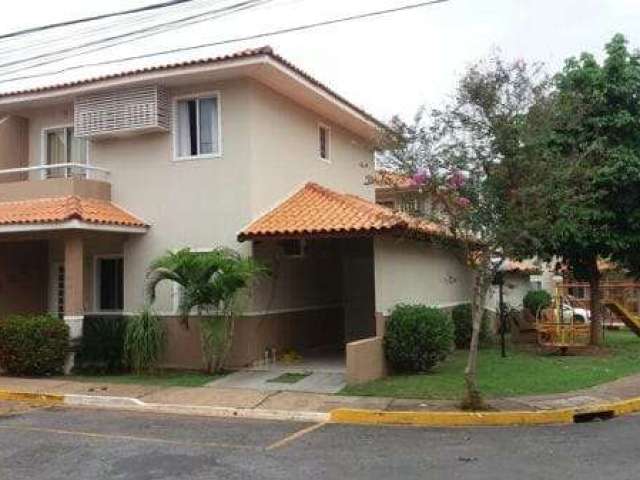 Casa à venda 3 Quartos, 1 Suite, 2 Vagas, 118M², Despraiado, Cuiabá - MT | Condomínio Villa di Capr