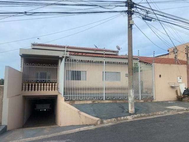 Casa à venda 6 Quartos, 4 Suites, 8 Vagas, 400M², Alvorada, Cuiabá - MT