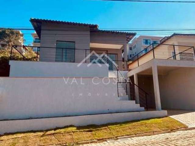 Casa em condomínio com 3 dormitórios