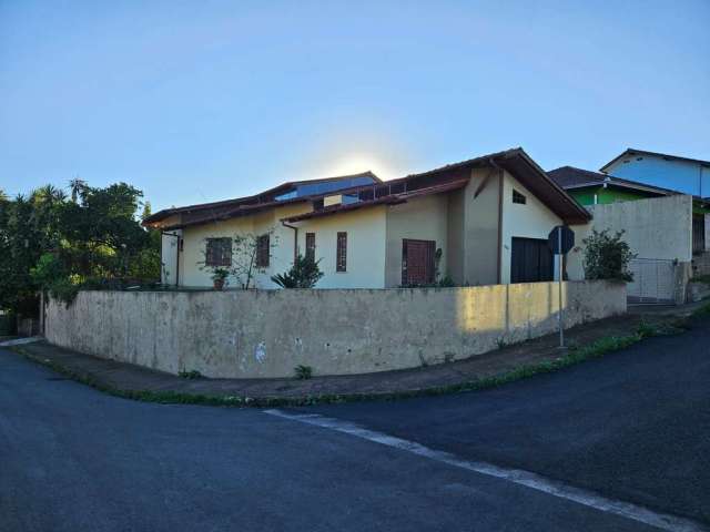 Casa com 6 quartos à venda na Rua Otto Weiss, 526, Cruzeiro, Rio Negrinho por R$ 490.000