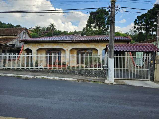 Casa com 3 quartos à venda na Rua Roberto Buchmann, 179, Cruzeiro, Rio Negrinho por R$ 750.000