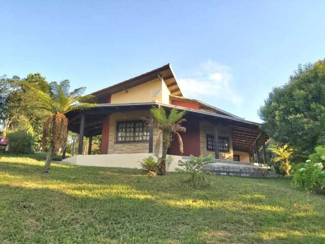 Casa com 3 quartos à venda na Rua Casimiro Kasczeszen, 382, Vila Nova, Rio Negrinho, 210 m2 por R$ 1.500.000