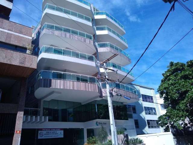 Apartamento com 1 dormitório para alugar, 57 m² por R$ 3.050,00/mês - Centro - Cabo Frio/RJ