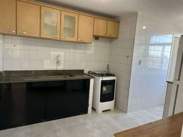 Apartamento com 2 dormitórios para alugar, 80 m² por R$ 3.470,00/mês - Braga - Cabo Frio/RJ