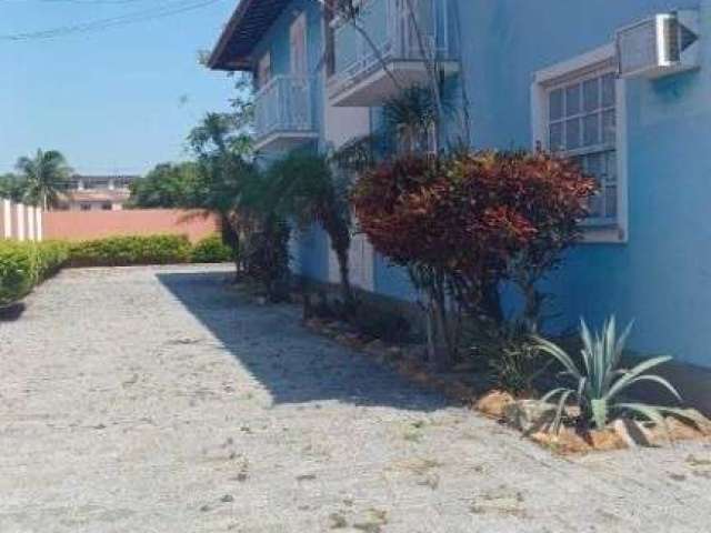 Apartamento com 2 dormitórios para alugar, 70 m² por R$ 1.858,33/mês - Praia do Siqueira - Cabo Frio/RJ