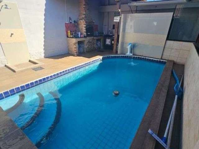 Casa com 5 dormitórios, 100 m² - venda por R$ 890.000,00 ou aluguel por R$ 9.000,00/mês - Parque Burle - Cabo Frio/RJ