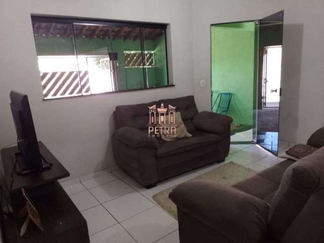 Casa com 2 dormitórios à venda, 150 m²