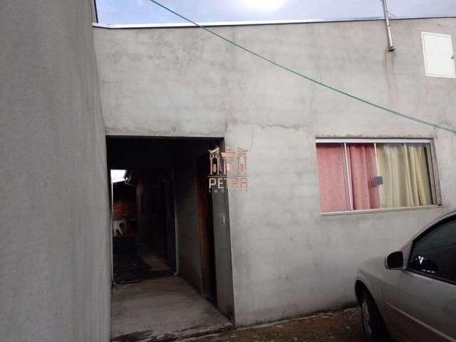 Casa com 2 dormitórios à venda, 70 m²